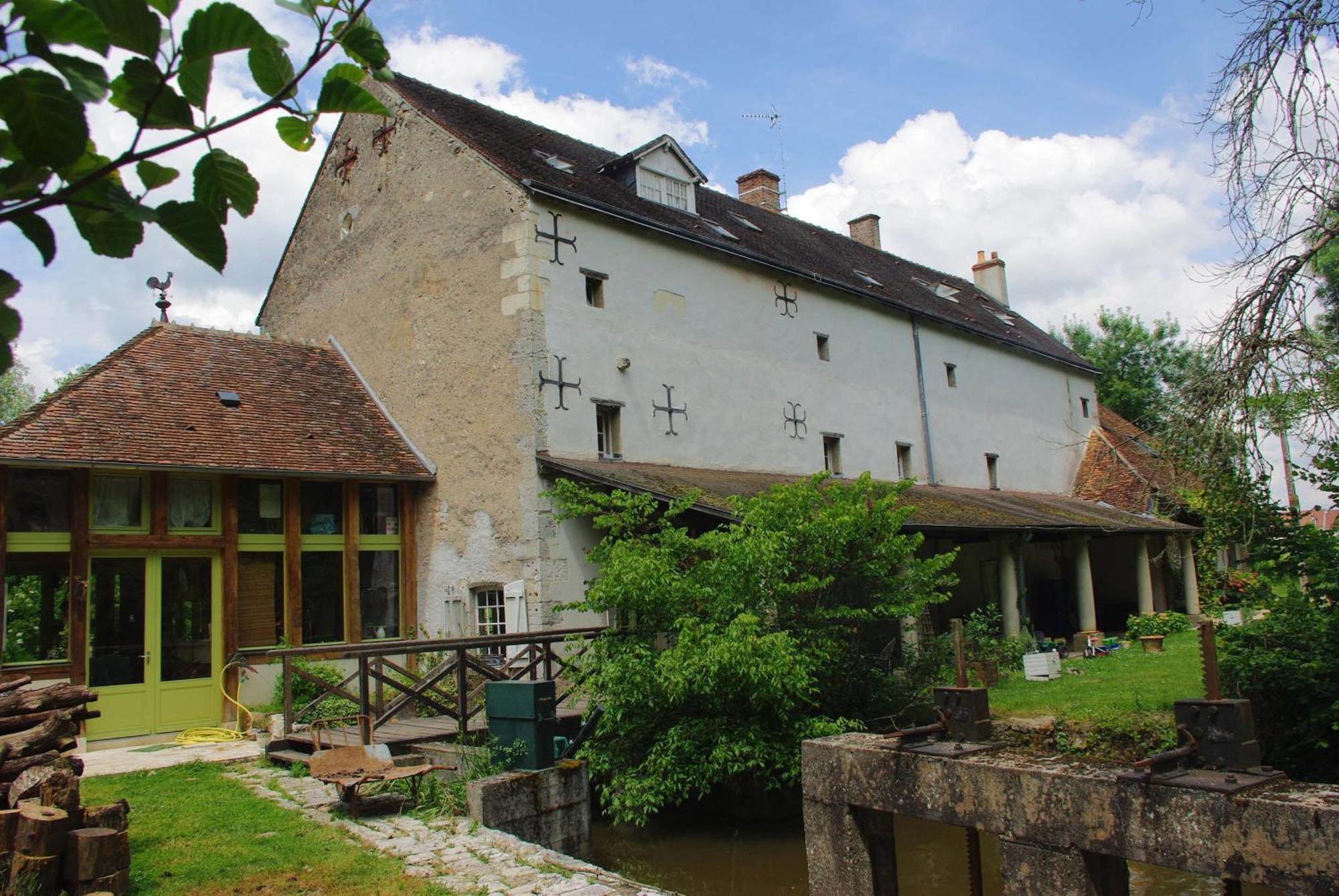 Maison D'Hotes Moulin Du Bas Pese مو بري شانبورْ المظهر الخارجي الصورة