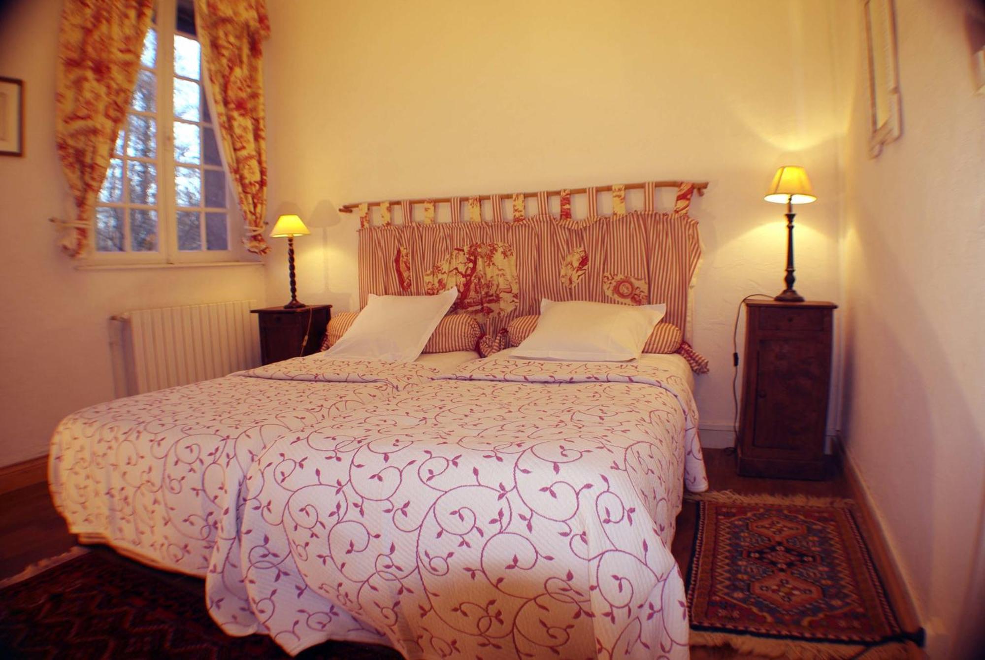 Maison D'Hotes Moulin Du Bas Pese مو بري شانبورْ الغرفة الصورة