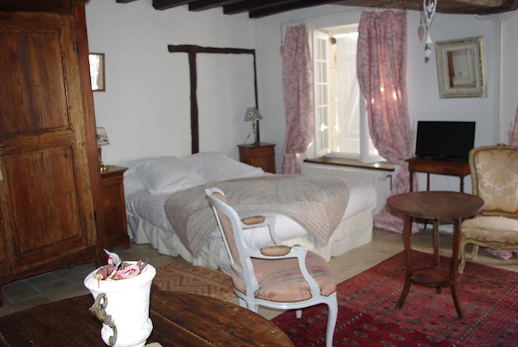 Maison D'Hotes Moulin Du Bas Pese مو بري شانبورْ المظهر الخارجي الصورة